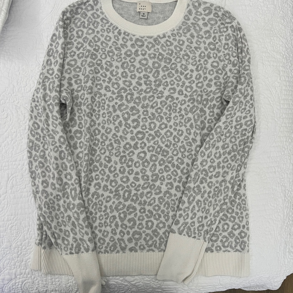 Animal Print Sweater - Women's